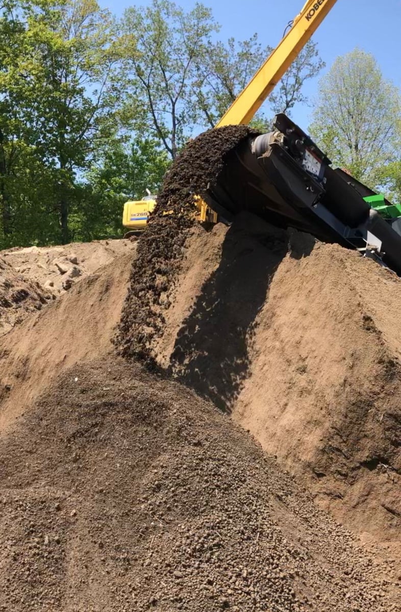 screening topsoil
